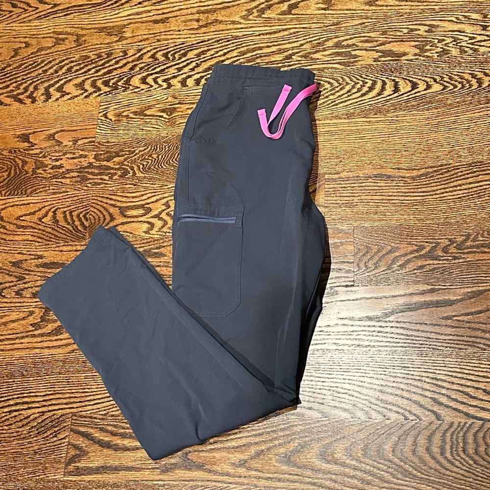 FIGS SCRUB PANTS